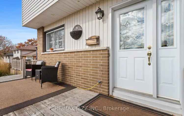 House For Sale in Oshawa, Ontario