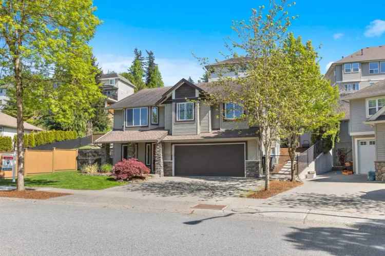5 Bedroom Home with Legal Suite in Abbotsford East