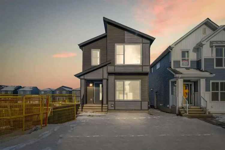 House For Rent in Airdrie, Alberta