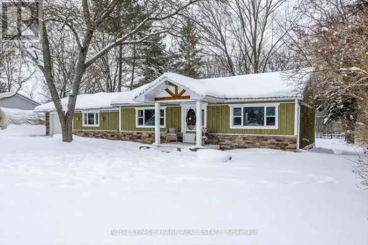 Bobcaygeon Bungalow Contemporary Home Updated Move in Ready