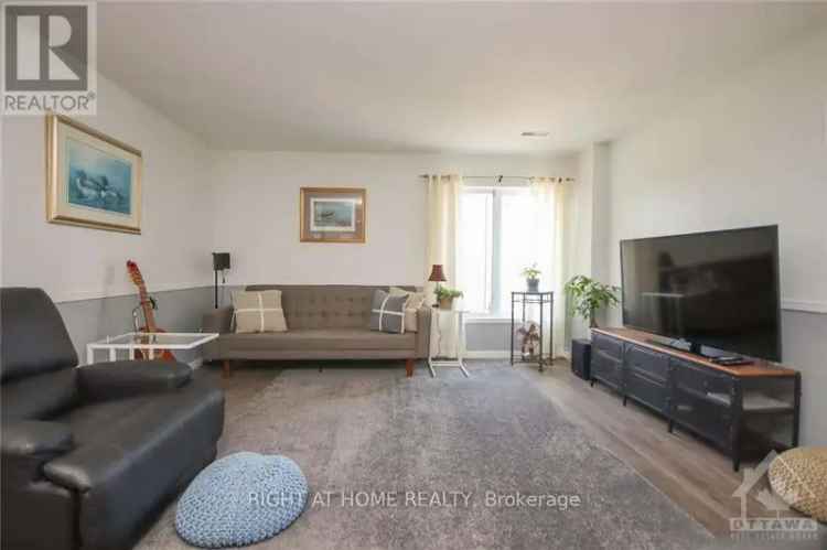 Buy terrace home in Avalon with 2 bedrooms and 3 bathrooms