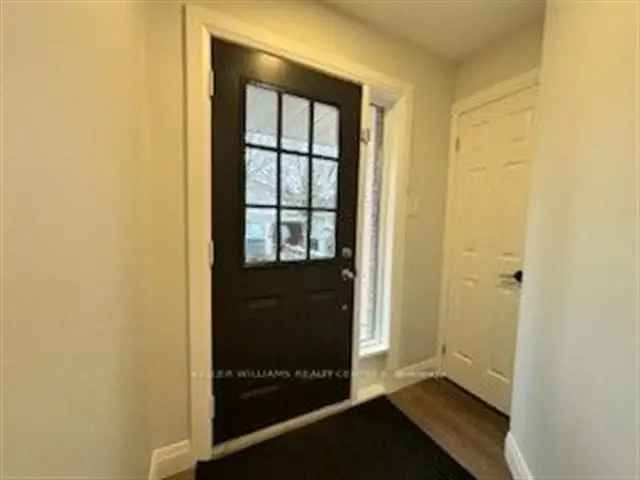 Townhouse For Rent in East Gwillimbury, Ontario