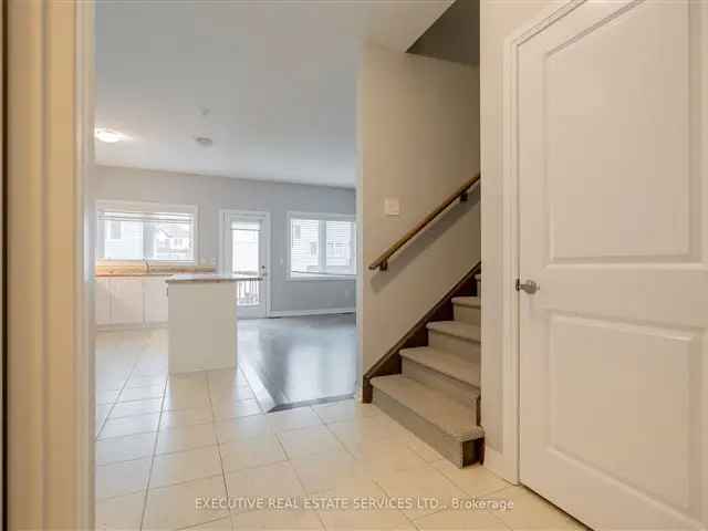 Beamsville End Unit Townhome 4 Beds 2 Baths Walkout Basement