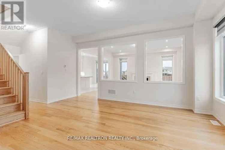 Luxury 4-Bedroom Home with Open Concept Main Floor and Spa-Like Ensuite