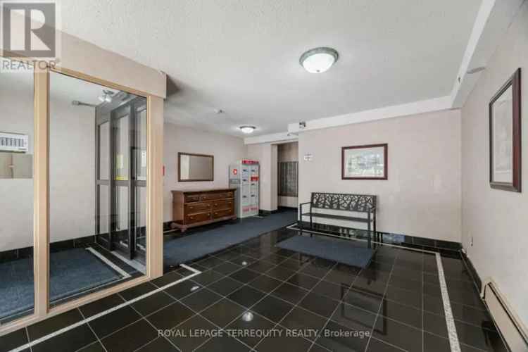 Downtown Hamilton 2-Bed 1-Bath Unit with Huge Balcony and Parking