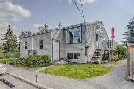 2 Bedroom Bowness Condo for Rent - May 1st