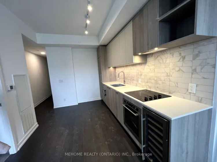 Condo For Rent in 2020, Bathurst Street, Toronto, Ontario