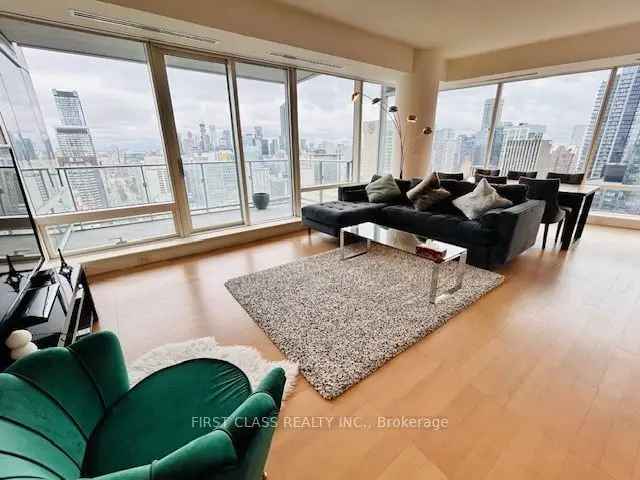 Shangri-La Toronto 2-Bedroom Corner Unit with Stunning Views