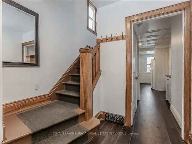 Charming 5-Bedroom Home Near McMaster University