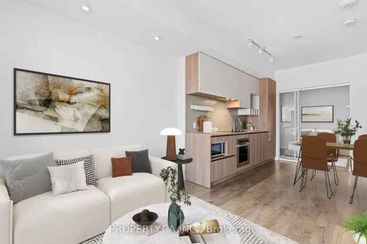 Condo For Sale in Vaughan, Ontario