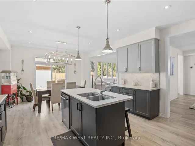 House For Sale in Centre Wellington, Ontario