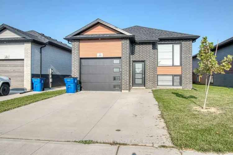 House For Sale in Chatham, Ontario