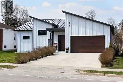Custom Bungalow in Barrie with Workshop and Summer House