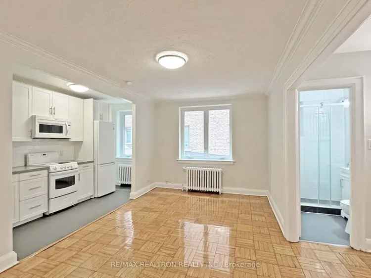 Condo For Rent in Toronto, Ontario