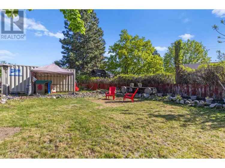 Kelowna Home with Self Contained Suite and RV Parking