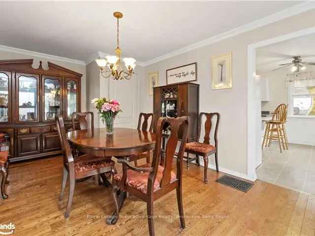 House For Sale in Parry Sound, Ontario