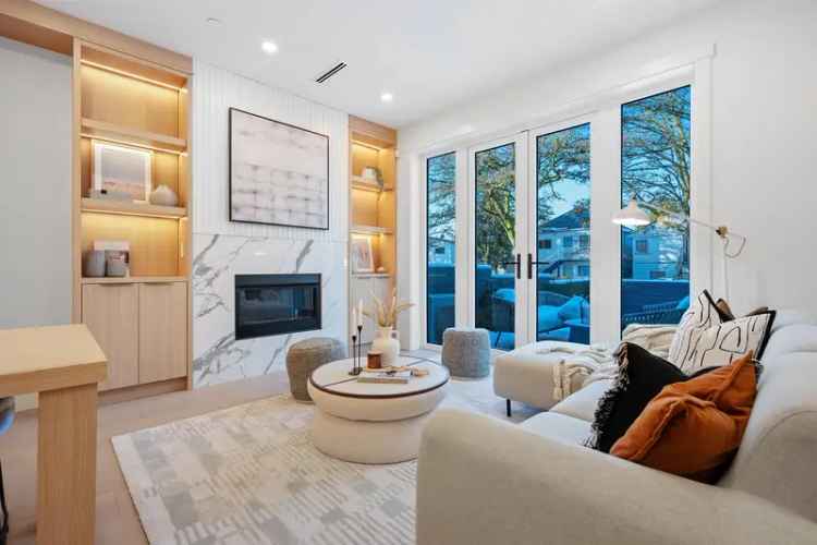 Brand New 3 Bed 3.5 Bath 1 2 Duplex Steps from Main St