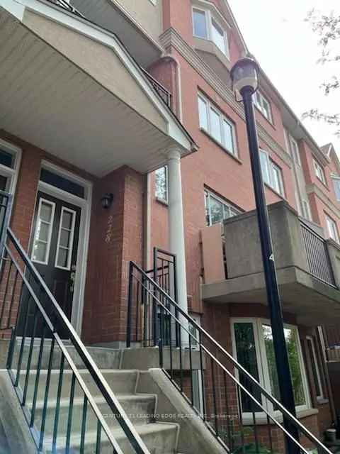 House For Sale in 1881, McNicoll Avenue, Toronto, Ontario