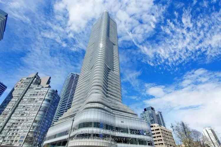 Luxury rent 2 bedroom suite in Toronto with breathtaking view