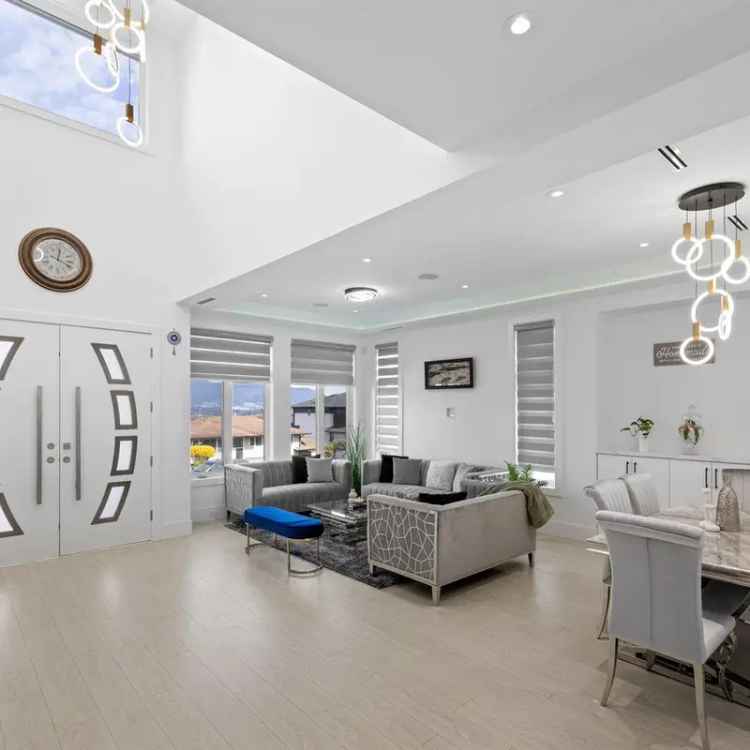 Luxury 2024 Smart Home with Rental Suites