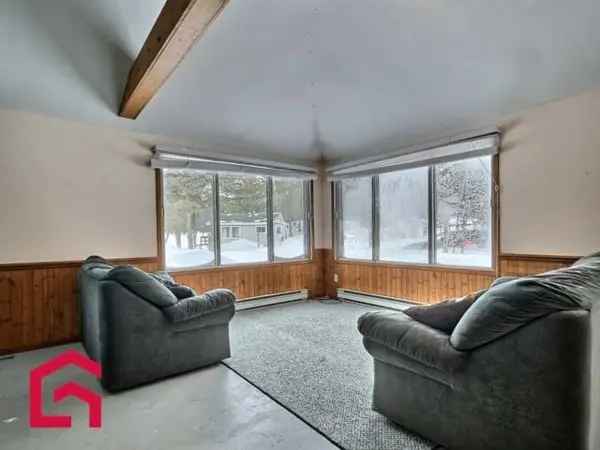 Bungalow for Sale Laurentides Near Beaches and Ski Slopes