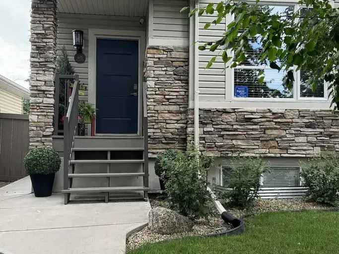 4 Bedroom 3 5 Bath Family Home in St Albert Mission