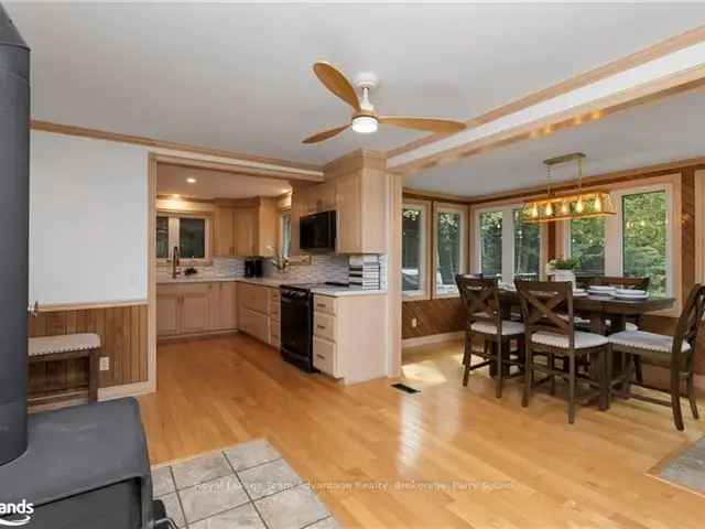 House For Sale in Muskoka Lakes Township, Ontario