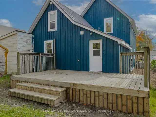 House For Sale in Warwick, Ontario