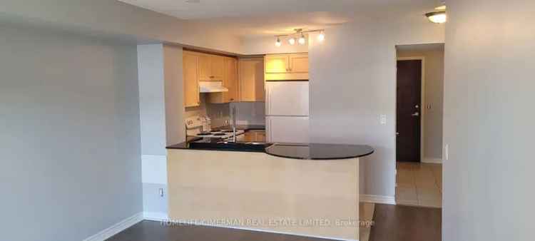 Rent Luxury 1+1 Unit in Bayview with Den and Excellent Amenities