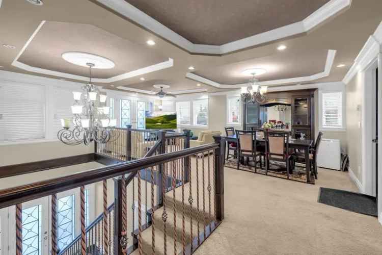 8 Bedroom Family Home Near Royal Kwantlen Park