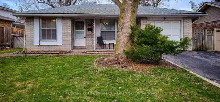 House For Sale in 2145, Sandringham Drive, Burlington, Ontario