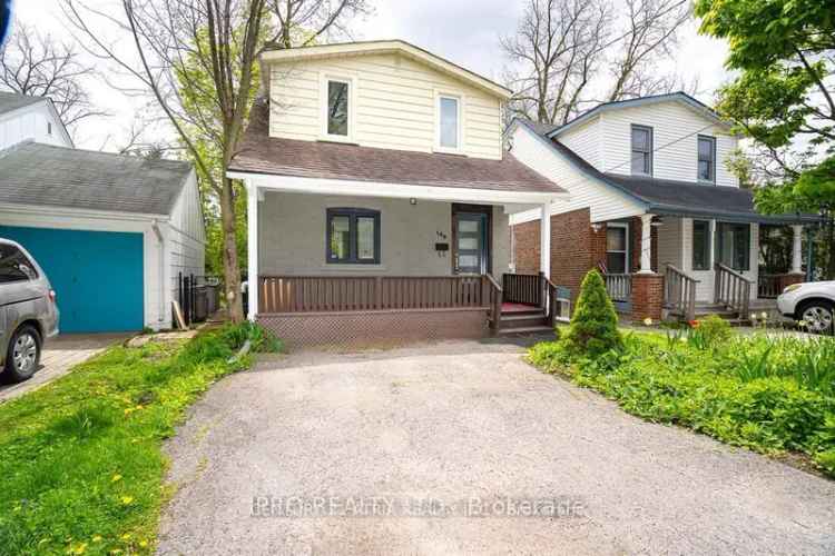 House For Sale in 148, Richmond Street, Richmond Hill, Ontario