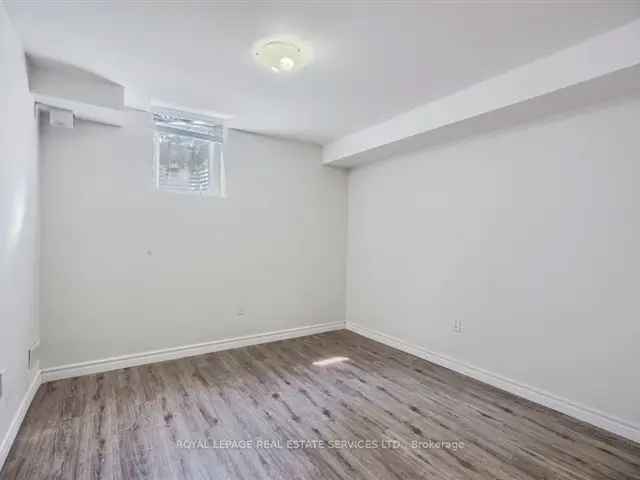 Spacious Bright Legal 2 Bedroom Basement Apartment