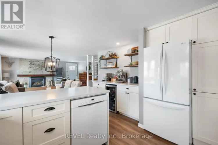 Ridgeway Bungalow 3 Bedroom 2 Bath Fully Renovated Large Lot