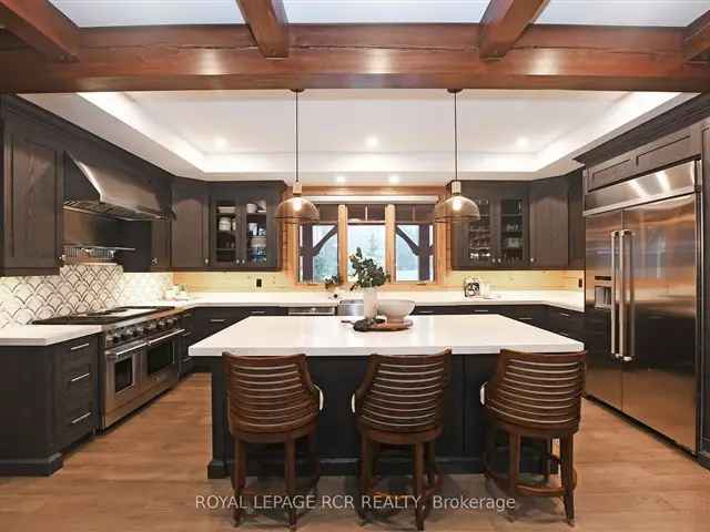 Luxury Lakefront Log Home - Award Winning Design