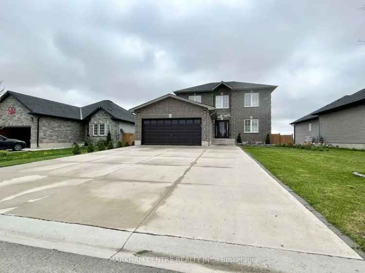 House For Sale in Norwich, Ontario