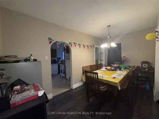 House For Sale in Cambridge, Ontario