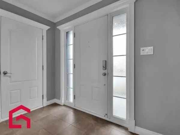 5 Bedroom 2 Storey House for Sale in Bas Saint Laurent