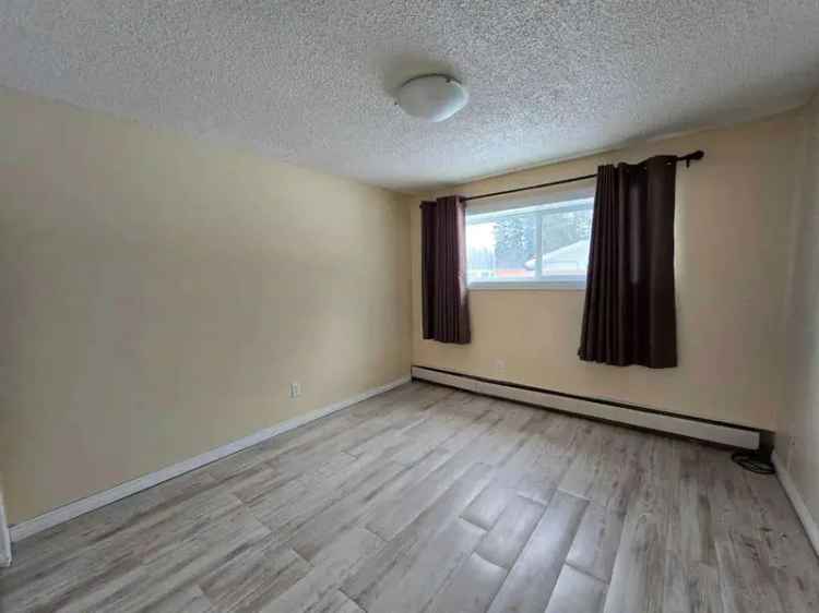 Renovated 2-Bedroom Condo with In-Unit Laundry