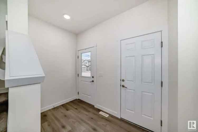 4 Bed 3.5 Bath Home in Spruce Grove Amazing Backyard and Finished Basement
