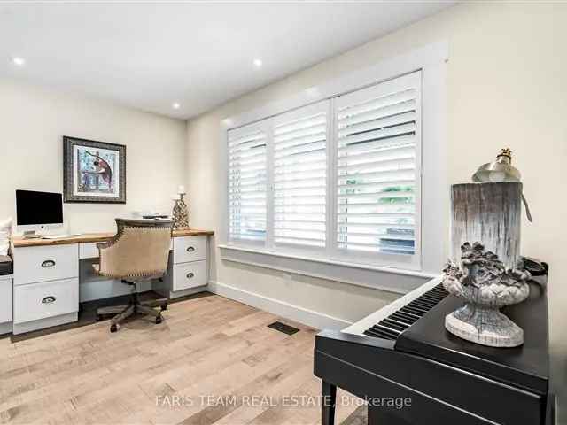 House For Sale in Barrie, Ontario