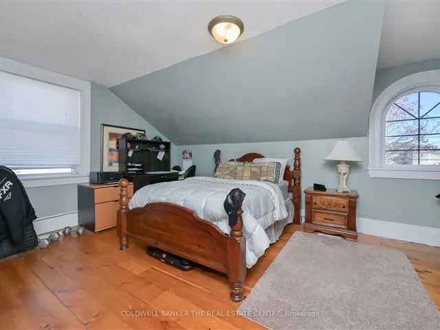 House For Sale in Essa, Ontario