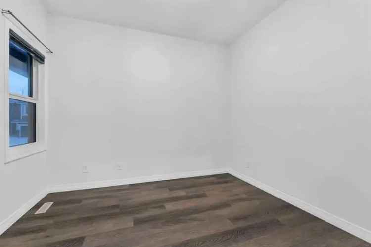 House For Rent in Calgary, Alberta