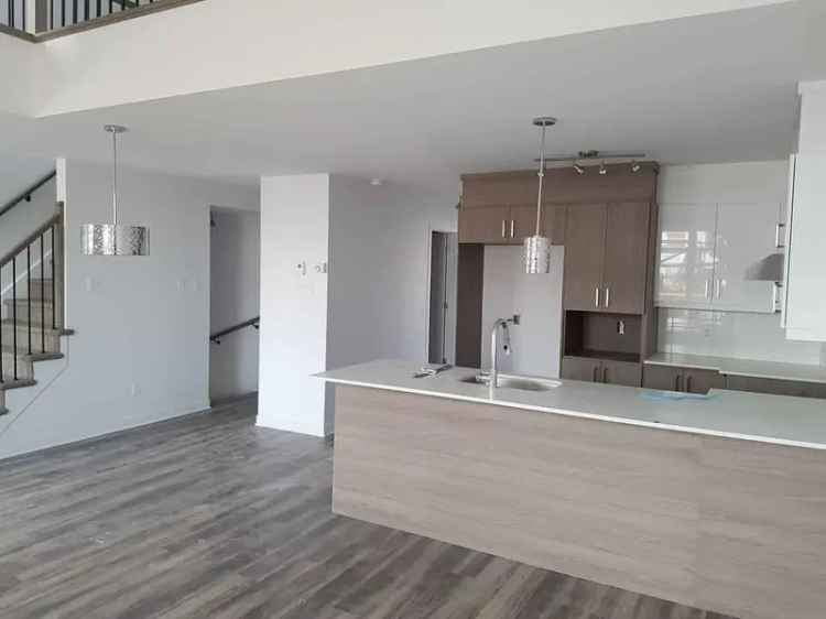 Apartment For Rent in Laval (administrative region), Quebec