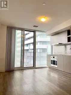 1 room apartment of 324 m² in Toronto