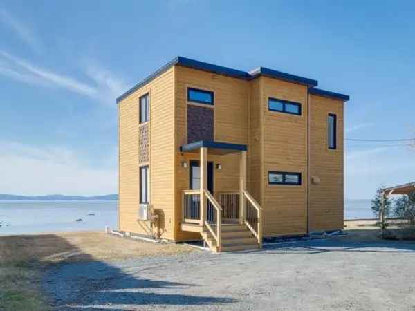 Waterfront Property with River Views and Gazebo