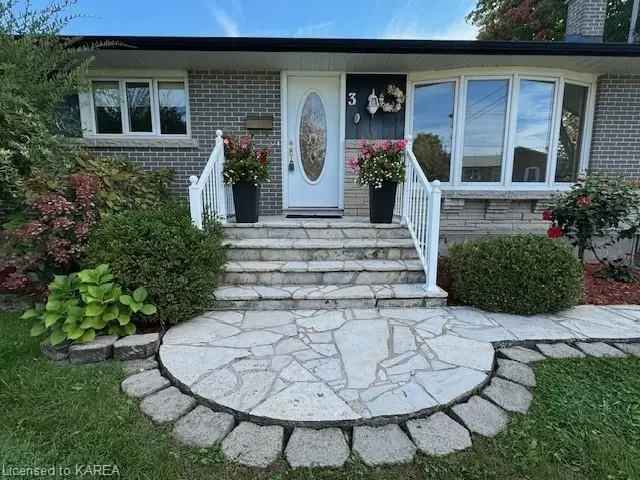 House For Sale in Loyalist, Ontario