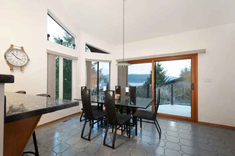 A $2,998,000.00 House/Single Family with 4 bedrooms in Deep Cove, North Vancouver