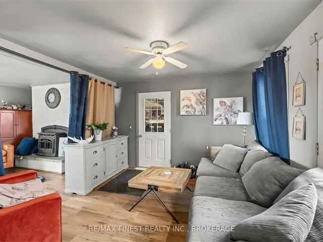 House For Sale in Loyalist, Ontario