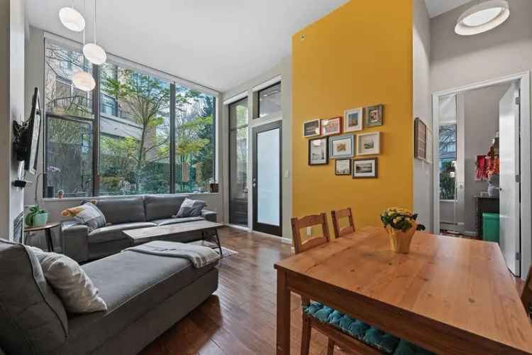 SE Corner 2 Bed 2 Bath Ground Floor Home in One Park Lane